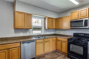 826 Mirike Dr, White Settlement, TX 76108 - Photo 14