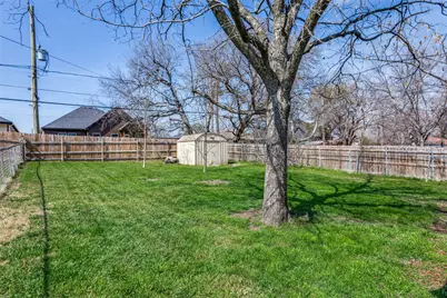 826 Mirike Drive, White Settlement, TX 76108 - Photo 22