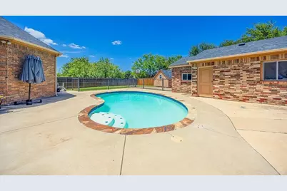 1011 Parview Circle, Grand Prairie, TX 75104 - Photo 36