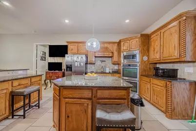 1011 Parview Circle, Grand Prairie, TX 75104 - Photo 14