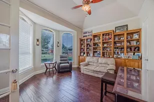 1011 Parview Circle, Grand Prairie, TX 75104 - Photo 6