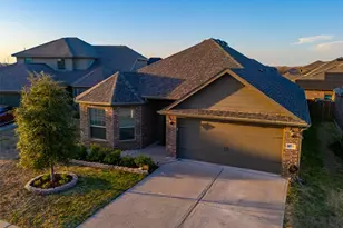 4004 Millau Ln, Crowley, TX 76036 - Photo 2