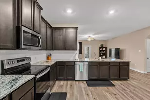 4004 Millau Ln, Crowley, TX 76036 - Photo 8