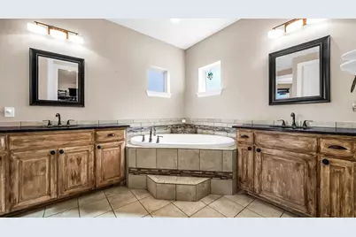 138 Tananger Springs Drive, Denison, TX 75021 - Photo 16