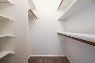 2113 Fleur De Lis Ct, Arlington, TX 76012 - Photo 16