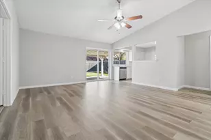 219 Running Brook Ln, Mesquite, TX 75149 - Photo 4