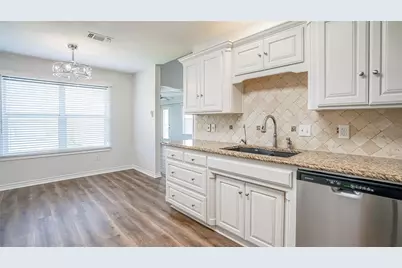 10519 Ravenswood Road, Granbury, TX 76049 - Photo 20