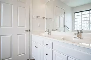 10519 Ravenswood Rd, Granbury, TX 76049 - Photo 26