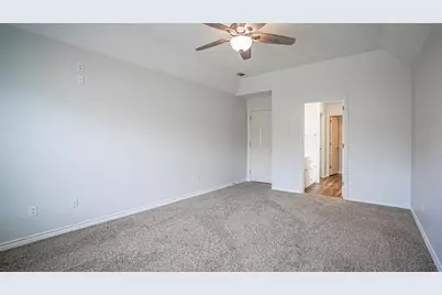 10519 Ravenswood Road, Granbury, TX 76049 - Photo 22