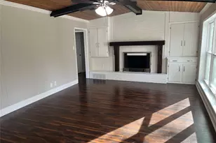 2424 W Houston St, Sherman, TX 75092 - Photo 8