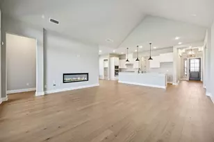 137 Cross Timbers St, Azle, TX 76020 - Photo 18