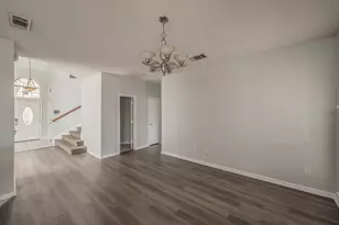 2643 Garden Ridge Ln, Arlington, TX 76006 - Photo 10