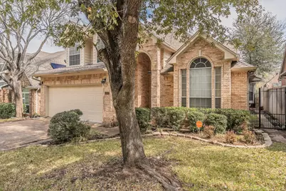 2643 Garden Ridge Lane, Arlington, TX 76006 - Photo 2