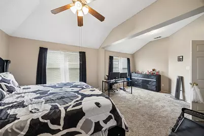 5076 Blanco Drive, Haltom City, TX 76137 - Photo 14