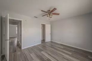 420 Signal Hill Ct N, Fort Worth, TX 76112 - Photo 18