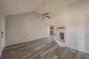 420 Signal Hill Ct N, Fort Worth, TX 76112 - Photo 6