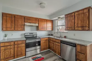 420 Signal Hill Ct N, Fort Worth, TX 76112 - Photo 10