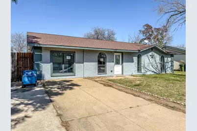 1131 Ashwood Drive, Lewisville, TX 75067 - Photo 2