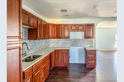 1131 Ashwood Drive, Lewisville, TX 75067 - Photo 8