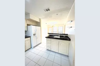 1519 Shonka Drive, Carrollton, TX 75007 - Photo 10