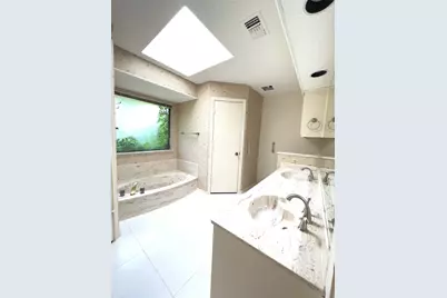 1519 Shonka Drive, Carrollton, TX 75007 - Photo 14