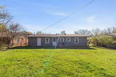 1616 Grantland Circle, Fort Worth, TX 76112 - Photo 16