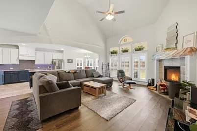 418 Crestview Drive, Midlothian, TX 76065 - Photo 8
