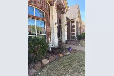 920 Ginger Trail, DeSoto, TX 75115 - Photo 2