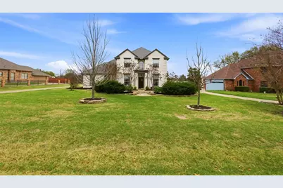 906 Valley View Avenue, Red Oak, TX 75154 - Photo 2