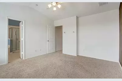 1514 Biltmore Lane, Irving, TX 75063 - Photo 12