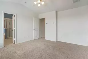 1514 Biltmore Ln, Irving, TX 75063 - Photo 12