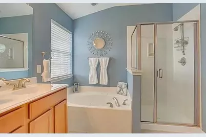 1514 Biltmore Lane, Irving, TX 75063 - Photo 8