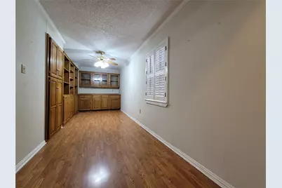 738 Hawthorne Lane, Grand Prairie, TX 75052 - Photo 12