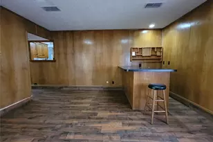 738 Hawthorne Ln, Grand Prairie, TX 75052 - Photo 22