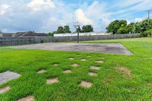 124 Topaz Cir, Hewitt, TX 76643 - Photo 32