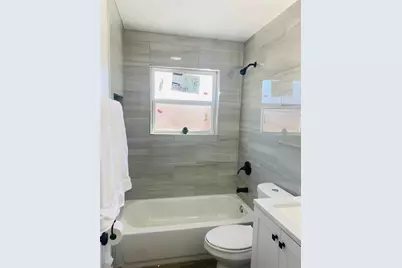 6836 Western Hills Drive, Dallas, TX 75217 - Photo 12