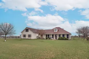 108 High Meadows Ct, Decatur, TX 76234 - Photo 2