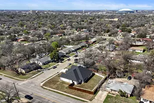 1207 Highland Dr, Arlington, TX 76010 - Photo 32