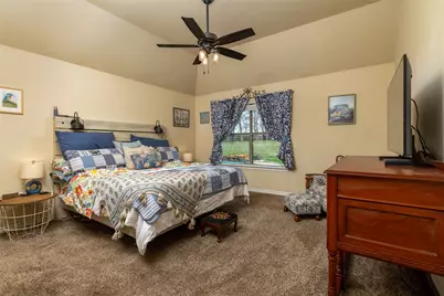 101 Lyndsey Court, Boyd, TX 76023 - Photo 16