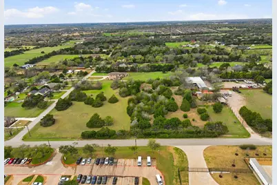 2013 Old Hickory Trail, DeSoto, TX 75115 - Photo 4