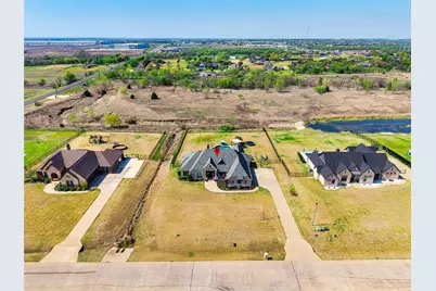 11055 Hancock Avenue, Talty, TX 75126 - Photo 36