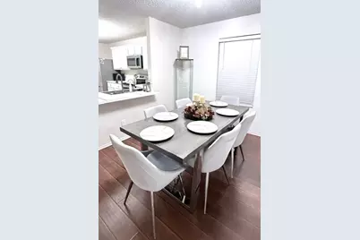 1027 Mazourka Drive, Arlington, TX 76001 - Photo 2