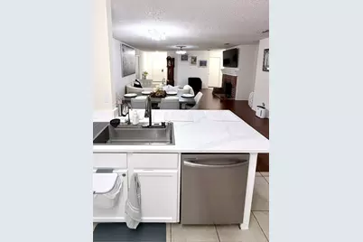 1027 Mazourka Drive, Arlington, TX 76001 - Photo 6