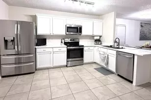 1027 Mazourka Dr, Arlington, TX 76001 - Photo 4