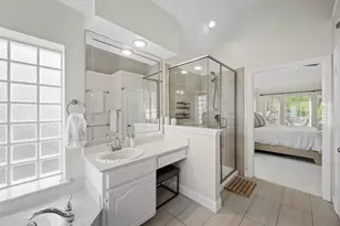 2716 Pin Oak Dr, Grapevine, TX 76051 - Photo 14