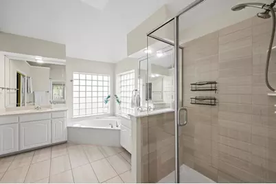 2716 Pin Oak Drive, Grapevine, TX 76051 - Photo 12