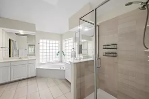 2716 Pin Oak Dr, Grapevine, TX 76051 - Photo 12