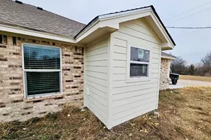 106 Country Club Dr, Marlin, TX 76661 - Photo 20