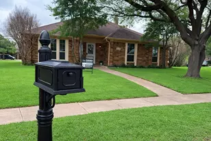 413 Kingsbridge Ct, Garland, TX 75040 - Photo 2