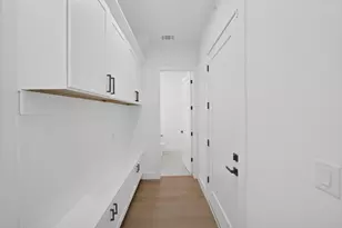 302 E 7th St, Dallas, TX 75203 - Photo 16